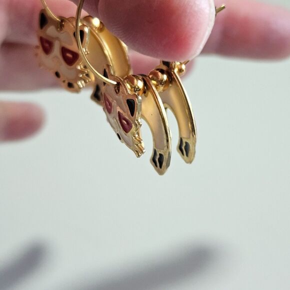 Edgar Berebi dangling car earrings - Picture 3 of 10